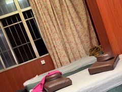 -国医整脊馆(武夷路店)