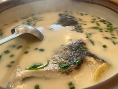 鲫鱼豆腐汤-旭龙鱼头王(航华店)