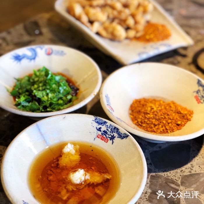 小龙坎老火锅图片