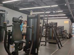 -乐刻运动健身(同曦假日百货店)