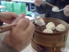 大家都来吃-老盛昌(聚丰园店)