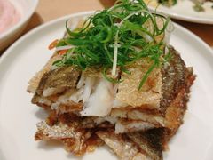 咸香酥脆黄花鱼-莆田餐厅PUTIEN(万象天地店)