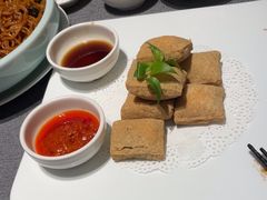 -HOMES上海本帮菜(襄阳公园店)