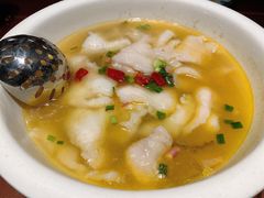 老坛酸菜鲩鱼-缪氏川菜(深圳北站缤果空间店)