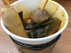 -全家便利店(莲花池东路店)