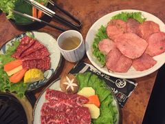-炼火烤肉店
