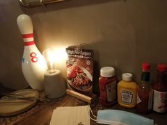 -HIGH FIVE哈福手工汉堡(桂林路店)