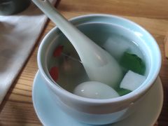 竹荪鸽蛋汤-竹里馆·淮扬菜·功夫茶(老门东店)