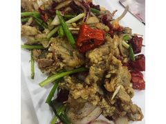 -虾弄弄海派小龙虾·牛羊蝎子火锅