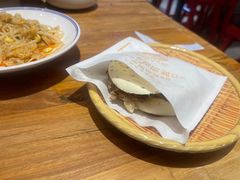 -陇上秦轩西安biangbiang面(EFC欧美金融商业城店)