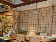 -蜜桃餐厅·伴山(湖滨商业街店)