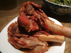 金牌酱棒骨-上关雪東北菜(中房金谊店)