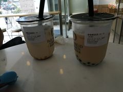 -顶东面包花园·生日蛋糕(世博店)