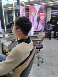 -藤野造型烫发染发