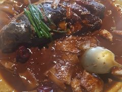 悦融5.0葱烧鱼头-悦融·京鲁菜·露台花园(安定门店)