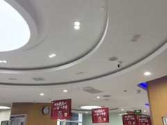 -雅悦齿科(顾村公园店)