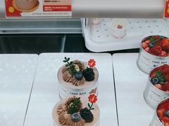 -花花卷卷·鲜食蛋糕(静安久光百货店)