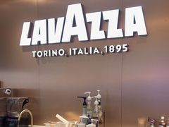 -LAVAZZA 拉瓦萨咖啡(北外滩来福士店)