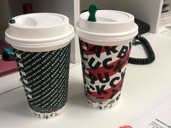 -星巴克臻选(盐城金鹰聚龙湖店)