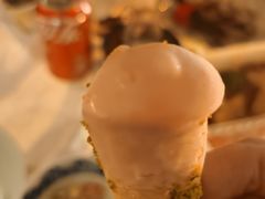 山羊奶冰淇淋蛋糕-龟兹KUCINA·新疆菜(前滩L+PLAZA店)