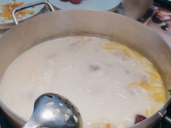 -洪氏嗨捞·猪肚鸡火锅(阳光天地店)