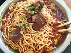 -薛记襄阳香辣牛肉面(平安路店)