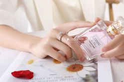 -LightOnly·培育钻石婚戒定制(天坛店)