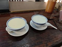 -周大娘牛乳(旧寨古村总店)