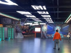 -极限PLAY运动娱乐新世界·团建派对潮玩休闲馆·室内蹦极高空游乐园