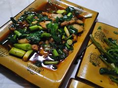 回锅肉-老成都郑师傅川菜饭店