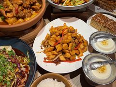 -耶里夏丽·新疆菜·28年喀什老馆(田林东路店)