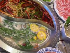 -山悦里 山野·鲜火锅(罗斯福广场店)