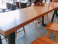 -星巴克臻选(郑州中原万达店)