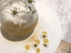 吉维尼的正午-théATRE 茶聚场(王府中環店)