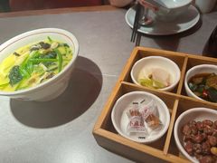 -闽上鲜·福建菜(龙湖滨江天街店)