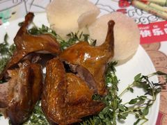秘制脆皮乳鸽-避风塘·金牌店·夜宵(金玉兰店)