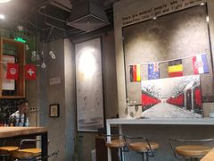 -77啤妹精酿生活馆(前门店)