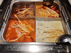 -海底捞火锅鲜切牛肉主题店(长寿路店)