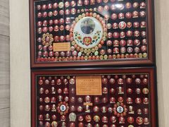 -毛泽东像章珍藏馆