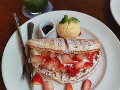 -ROAST coffee & eatery