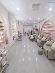 -花系美·美甲美睫精品店