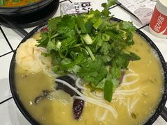 -肥汁米蘭香港米线(长宁来福士店)