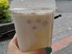 白雪黑糯米热冰粉-甜心闲生传统手工冰粉(奎星楼店)