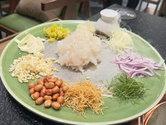 -得意咚瓜·顺德鱼生·冬瓜火锅(深圳首店)