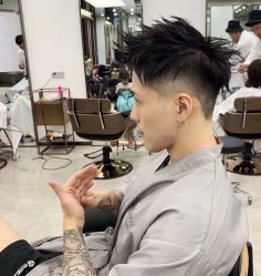 -Rise Hair上升造型