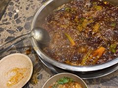 -肖肖酸萝卜鱼火锅(总店)