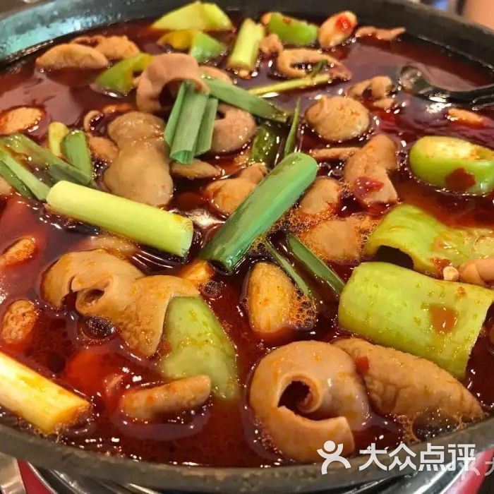 湘肠香火锅店