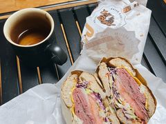 -Catch Bagel(芳草地店)