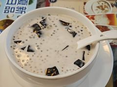 椰汁西米凉粉-甜津美