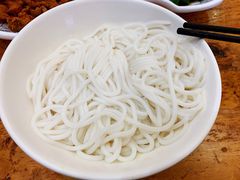 -桥香园过桥米线(国贸店)